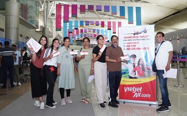 Passengers on a flight from Ahmedabad to Vietnam. (Photo: vietjetair.com)