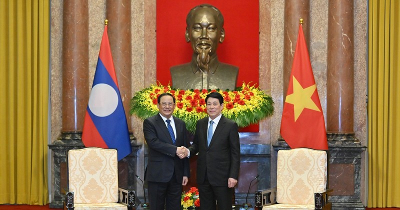 President Luong Cuong and Lao Prime Minister Sonexay Siphandone