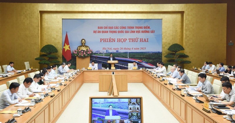 Prime Minister Pham Minh Chinh chairs second meeting of the Steering Committee for key national railway projects.