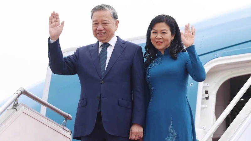 Party General Secretary To Lam and his spouse. (Photo: Thong Nhat/VNA)