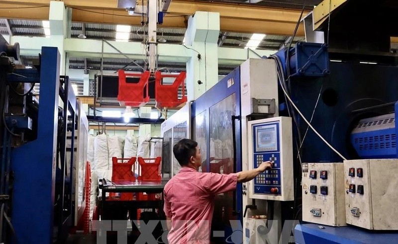 Up to 45.8% of surveyed businesses expect better business performance in Q2 compared to the previous quarter. (Photo: VNA)