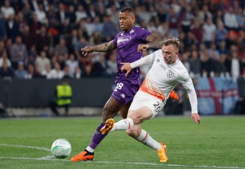 West Ham United's Jarrod Bowen scores their second goal - Europa Conference League - Final - Fiorentina v West Ham United - Eden Arena, Prague, Czech Republic - June 7, 2023. (Photo: Reuters)