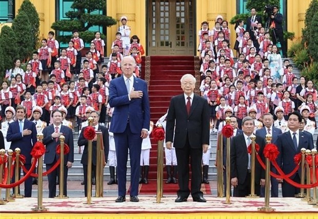 Party General Secretary Nguyen Phu Trong hosts a reception ceremony for US President Joshep R. Biden at the Presidential Palace in Hanoi on September 10. (Photo: VNA)