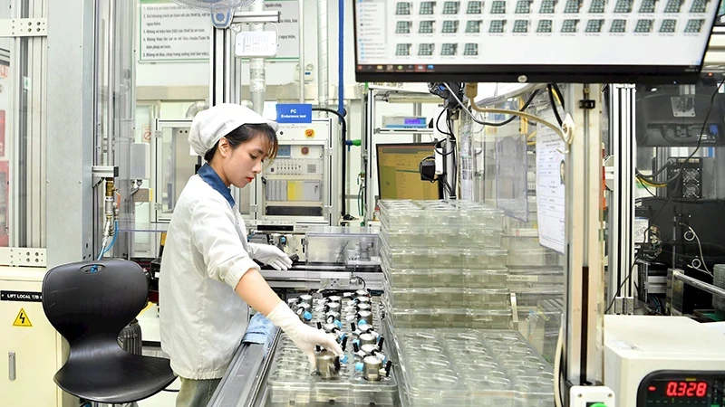 Production line of smart, environmentally friendly sensor products of Hyundai Kefico Vietnam Co., Ltd., with investment from the Republic of Korea, in Dai An II Industrial Park, Hai Duong Province. (Photo: DANG ANH)