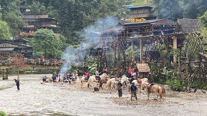 Cat Cat Village, Sa Pa Town, has been a popular tourist attraction in early 2025.