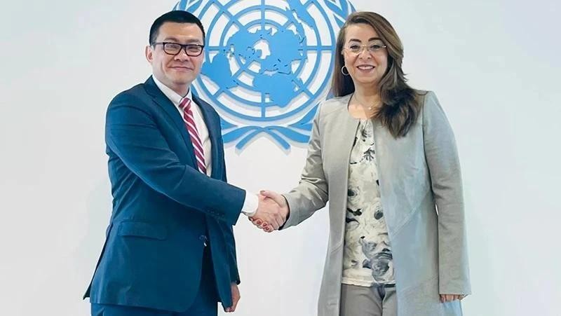 Ambassador Vu Le Thai Hoang, Vietnam’s Permanent Representative to the UN and international organisations in Vienna, Austria meets with Ghada Fathi Waly, United Nations (UN) Deputy Secretary-General and Executive Director of the UN Office on Drugs and Crime (UNODC). (Photo: VNA)