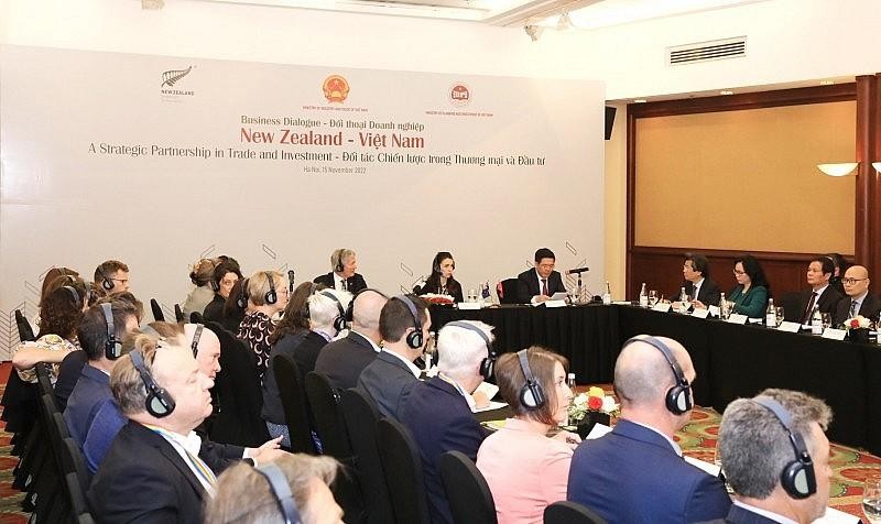 At the Vietnam-New Zealand Business Dialogue. (Photo: congthuong.vn)
