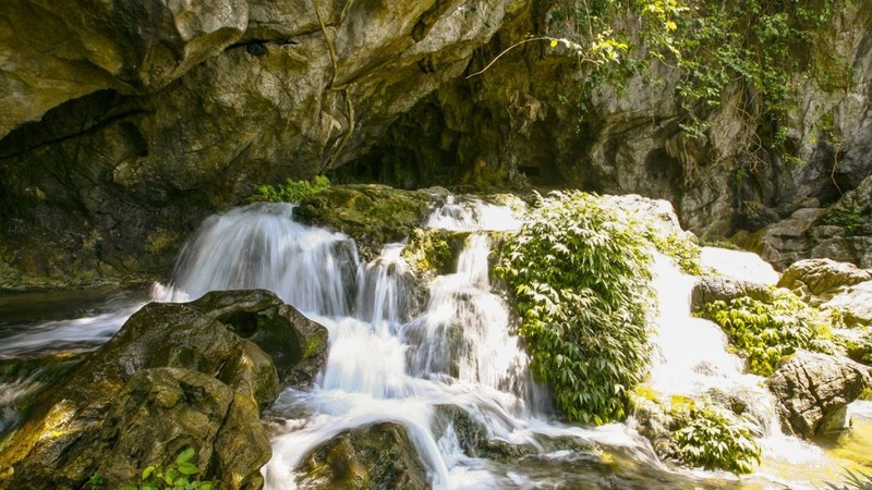 Mo Ga Stream is an attractive destination for visitors to Phu Thuong Commune, Vo Nhai District, Thai Nguyen Province (Photo: Tung Duong)