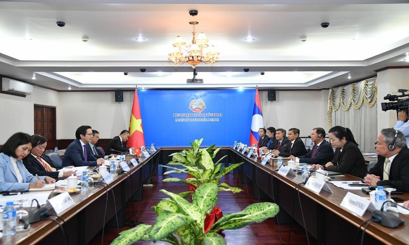 Vietnam, Laos hold 8th deputy ministerial-level political consultation (Photo: MOFA)