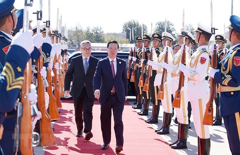 President Vo Van Thuong at Beijing airport (Photo: VNA)