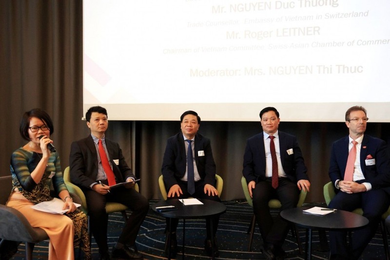At the seminar (Photo: VNA)