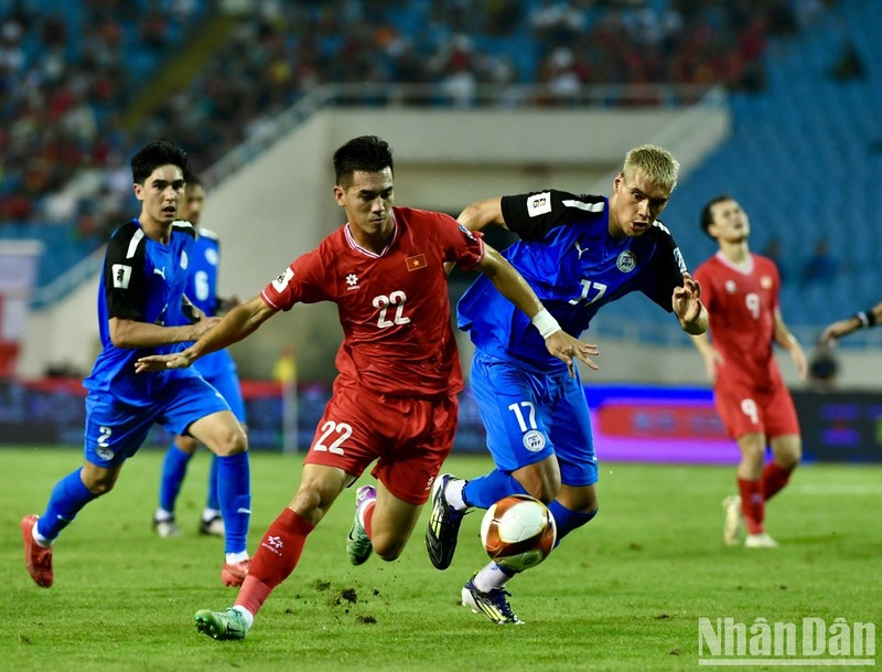 Both teams started the game with high intensity.