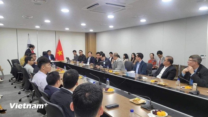 An overview of the working session (Photo: VNA)