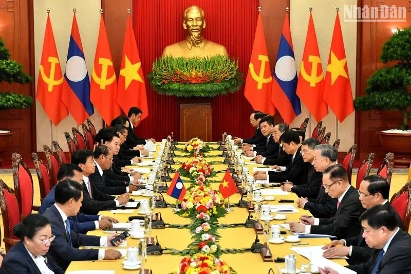 Party General Secretary and President To Lam held talks with his Lao counterpart Thongloun Sisoulith in Hanoi on September 10, 2024. (Photo: DANG KHOA)