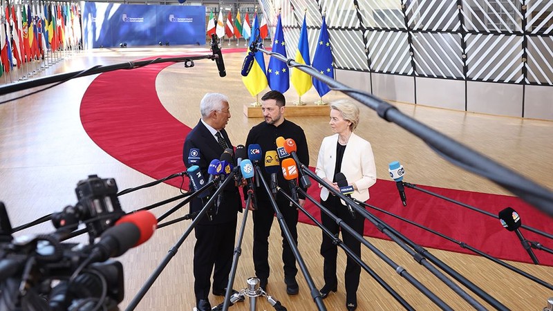 Ukrainian President Volodymyr Zelenskiy, European Council President Antonio Costa and European Commission President Ursula von der Leyen speak to the media as they attend a European Union leaders special summit to discuss Ukraine and European defence, in Brussels, Belgium March 6, 2025 (Photo: European Council)