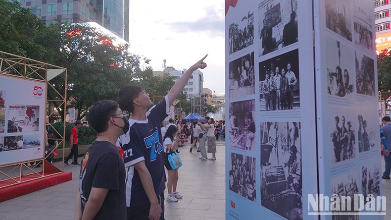 Visitors at the exhibition 