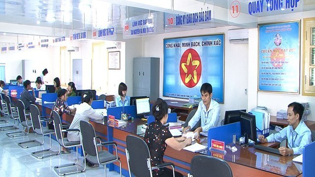 A large number of administrative procedures can now be conducted online or through the one-stop-shop mechanism (Illustrative image)