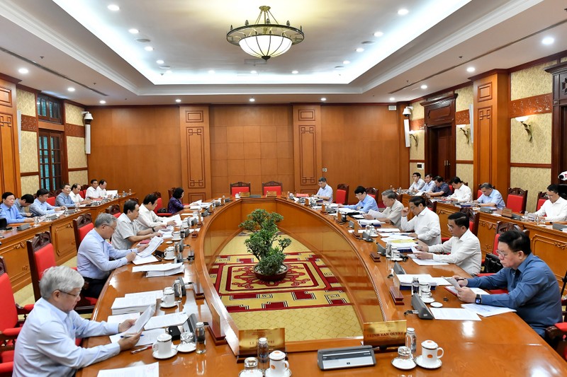 Party General Secretary and President To Lam chairs a Politburo meeting to discuss the construction and development of Hai Phong until 2030, with a vision to 2045.