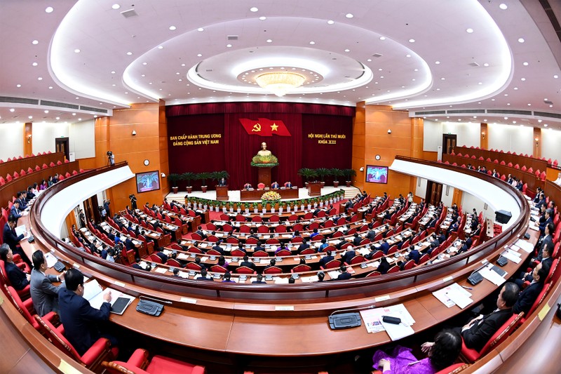 The opening session of the 10th plenum of the 13th Party Central Committee.