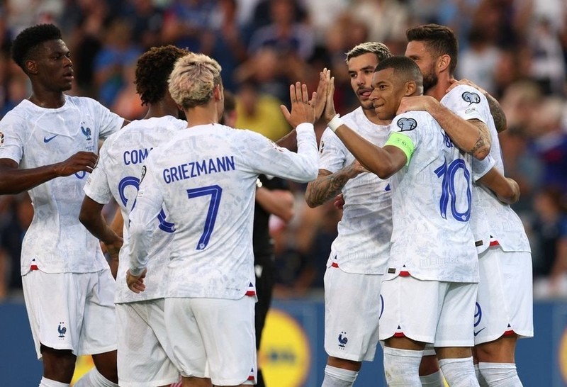 France's Kylian Mbappe celebrates scoring their second goal with teammates. (Photo: Reuters)