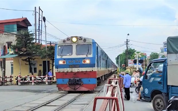 A crossing on the north-south railway.