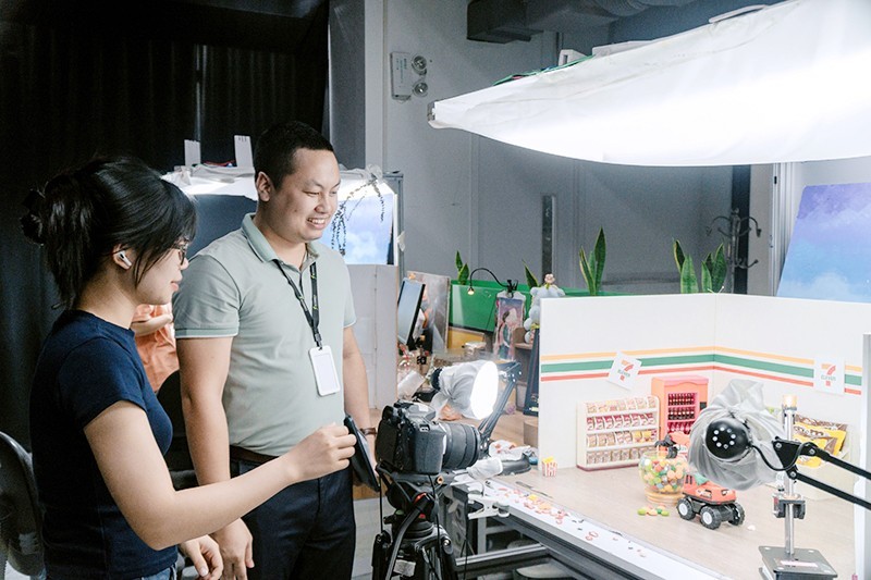 The production of a stop motion film at Sconnect's studio in Hanoi.