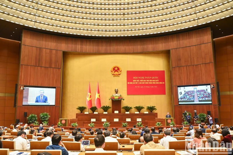 General Secretary To Lam speaks at a conference on grasping the resolution of the 11th Plenum of the 13th Central Committee. (Photo: Duy Linh)