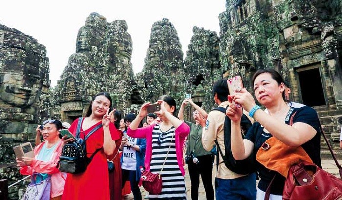  Cambodia attracted 6.7 million foreign visitors in 2024, up 22.9 percent year-on-year, said a spokesperson of the Ministry of Tourism on Thursday. Thailand, Vietnam, China, Laos, and the United States are top five tourism markets last year of the Southeast Asian country.