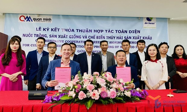 At the signing ceremony (Photo: baoquangninh.vn)