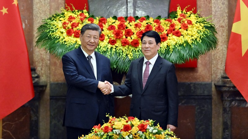 President Luong Cuong and Chinese Party General Secretary and President of China Xi Jinping