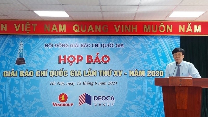 Deputy Chairman of the Vietnam Journalists Association Ho Quang Loi speaks at the press brief. (Photo: NDO/Dang Thanh Ha)