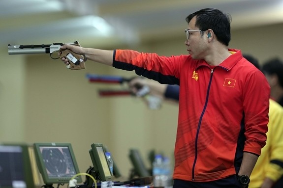 Vietnamese shooter Hoang Xuan Vinh is the reigning Olympic champion in the men's 10m air pistol event.