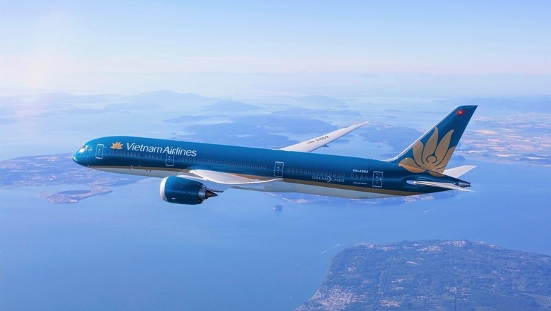Vietnam Airlines can operate flights carrying passengers and cargo between Vietnam and all airports in Canada, with the earliest flight is scheduled to take off on June 30. (Photo: VNA)