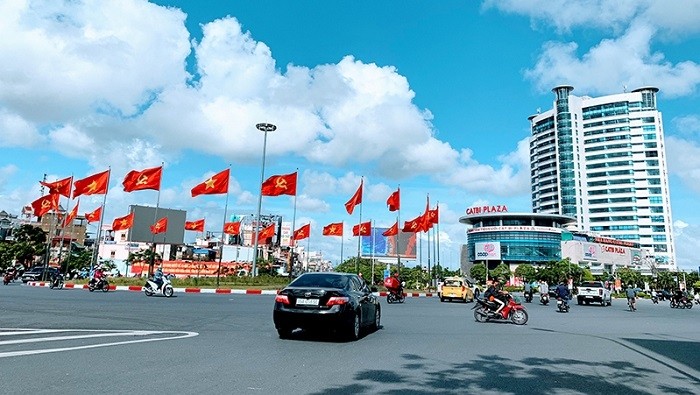 Business and service activities in Hai Phong, except for discos, karaoke parlours, spas, bars and pubs, returned to normal from June 21. (Photo: NDO/Ngo Quang Dung)