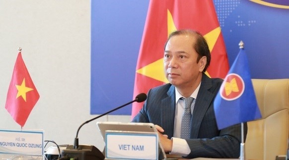 Deputy Foreign Minister and head of Vietnam ASEAN SOM Nguyen Quoc Dung attends the ASEAN Senior Officials' Meeting and a meeting of the Executive Committee of the Southeast Asian Nuclear Weapon Free Zone Treaty Commission hosted virtually by Brunei on June 21. (Photo: VNA)