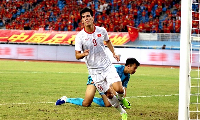Nguyen Tien Linh and his Vietnamese teammates will play their Group B opener against Saudi Arabia on September 2, 2021.