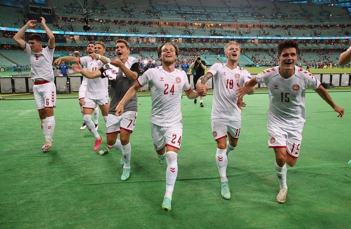 Soccer Football - Euro 2020 - Quarter Final - Czech Republic v Denmark - Baku Olympic Stadium, Baku, Azerbaijan - July 3, 2021 Denmark players celebrate after the match. (Photo: Reuters)