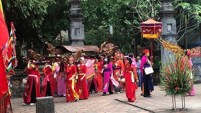 A traditional festival at the temple of King Le Dai Hanh in Hoa Lu district, Ninh Binh province.