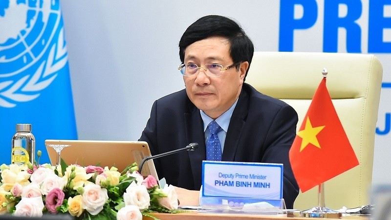 Deputy PM Pham Binh Minh speaking at the conference (Photo: Bao Quoc Te)