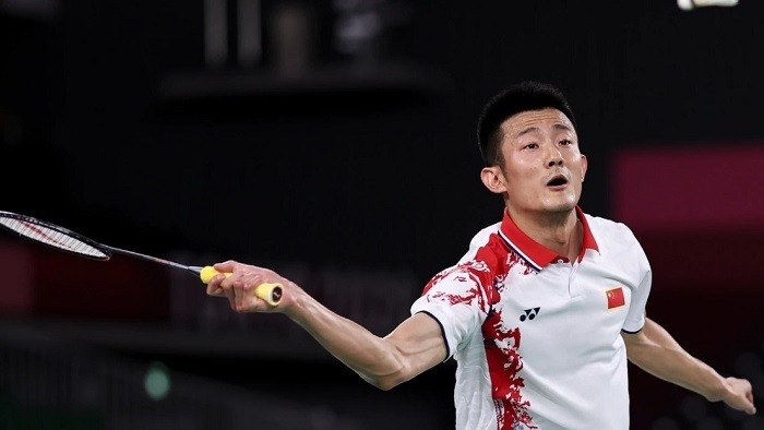Chen Long of Team China competes against Anthony Sinisuka Ginting of Team Indonesia during a Men's Singles Semi-final match on day nine of the Tokyo 2020 Olympic Games at Musashino Forest Sport Plaza in Chofu, Tokyo, Japan on August 01, 2021. (Photo: Getty Images)