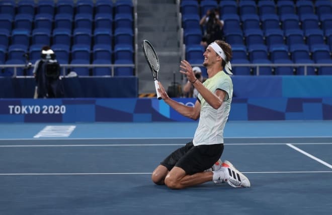 Alexander Zverev of Team Germany drops to his knees after beating Karen Khachanov of Team ROC in the men’s singles final at Ariake Tennis Park in Tokyo, Japan on August 1, 2021. (Photo: Getty Images)