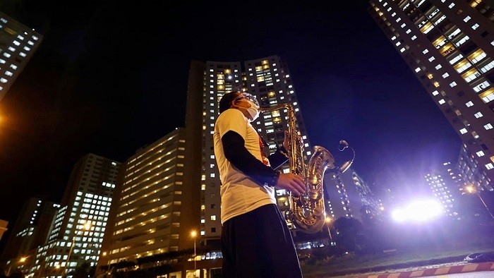 Saxophonist Tran Manh Tuan performs the song "Homeland". (Photo credit to Tran Manh Tuan)