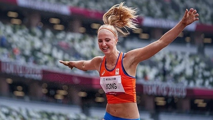 Fleur Jong NED celebrates after competing in the Athletics Women's Long Jump - T64 at the Olympic Stadium in Tokyo on August 28, 2021. (Photo: OIS)