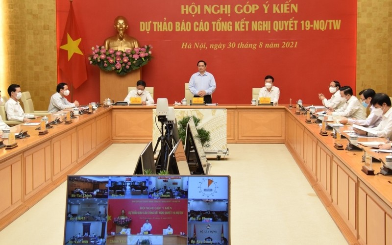 PM Pham Minh Chinh speaks at the conference. (Photo: VOV)