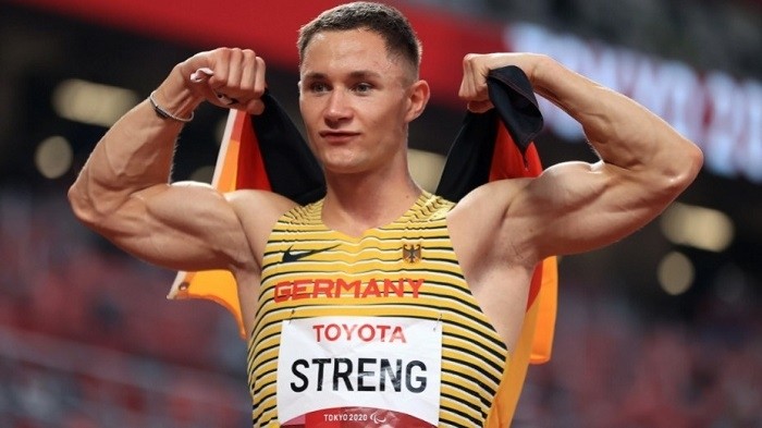 Gold medalist Felix Streng of Team Germany reacts after competing in the men's 100m - T64 final on day 6 of the Tokyo 2020 Paralympic Games at Olympic Stadium in Tokyo on August 30, 2021. (Photo: Getty Images)
