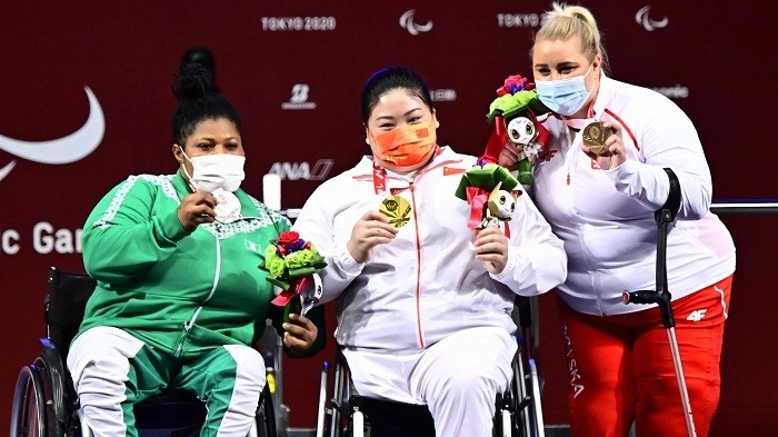 China's Deng Xuemei (C) claims gold at her 1st Paralympics. (Photo: Tokyo 2020)