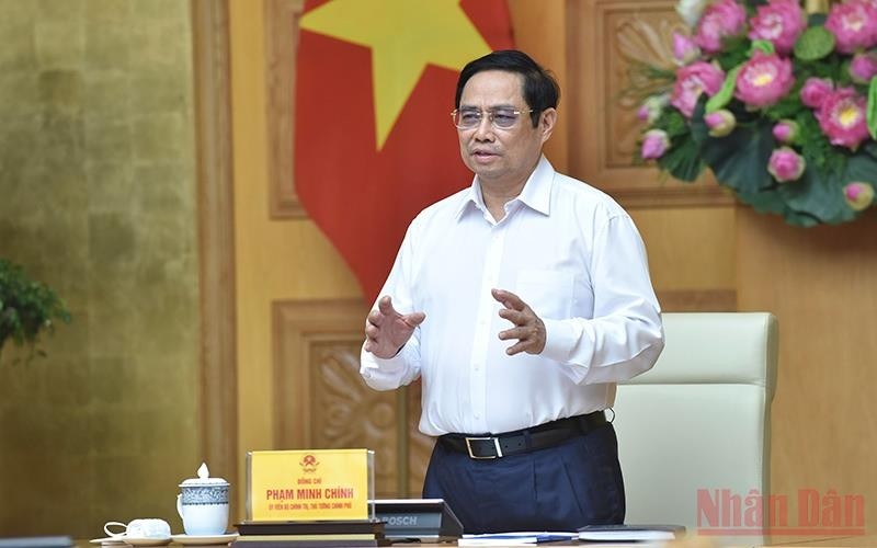 Prime Minister Pham Minh Chinh has hailed the medical sector, including medicine scientists, for bringing their brainpower to fight the COVID-19 pandemic over the past two years.