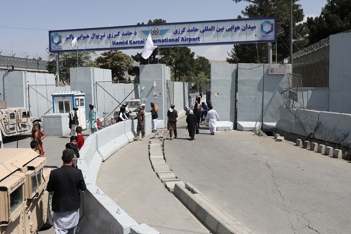 General view of an entrance gate to Hamid Karzai International Airport which has been close for the maintenance of aircrafts in Kabul, Afghanistan, September 4, 2021. (Photo: WANA via Reuters)