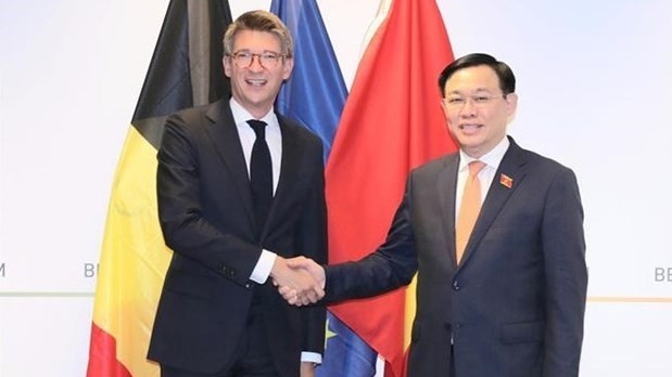 National Assembly Chairman Vuong Dinh Hue (R) meets Belgian Deputy Prime Minister Pierre-Yves Dermagne (Photo: VNA)