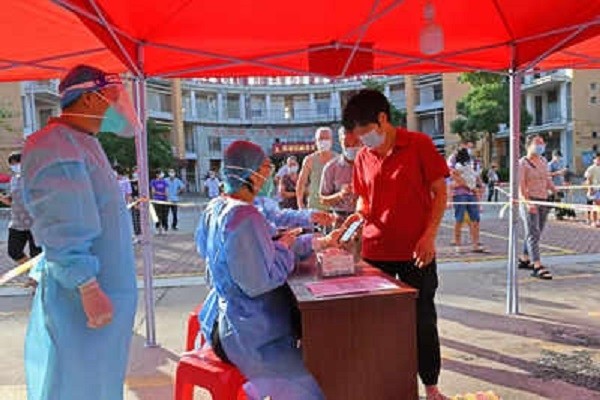 In just four days, a total of 102 community infections have been reported in Fujian, a province bordered by Zhejiang to the north and Guangdong to the south.